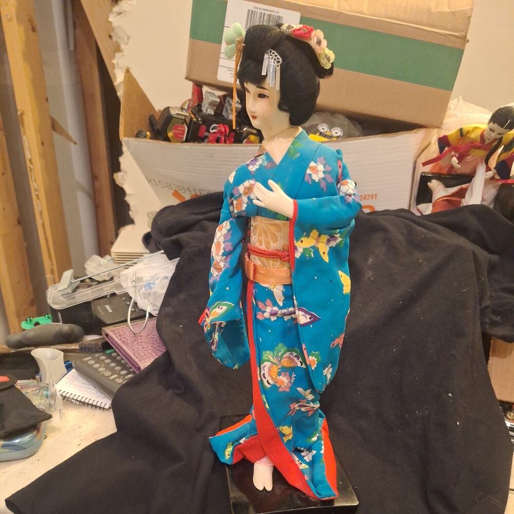 Vintage Nishi Japanese Doll ... "Madam Butterfly" ... Beautiful!! 15" tall
